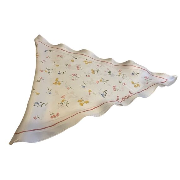 NWT Coach Floral Cluster Diamond Silk Scarf Wild Flower Chalk Vanilla - Picture 4 of 6